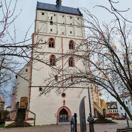 Die Heuersdorfer Emmauskirche in Borna