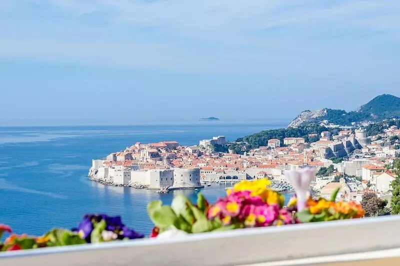 Apartment Vedrana- One-Bedroom Apartment with Balcony and Sea View