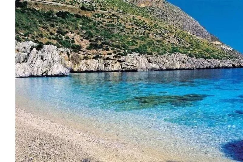 Sea House 2 on The Beach near to Palermo and Trapani Airport, WIFI, Terrace, BBQ