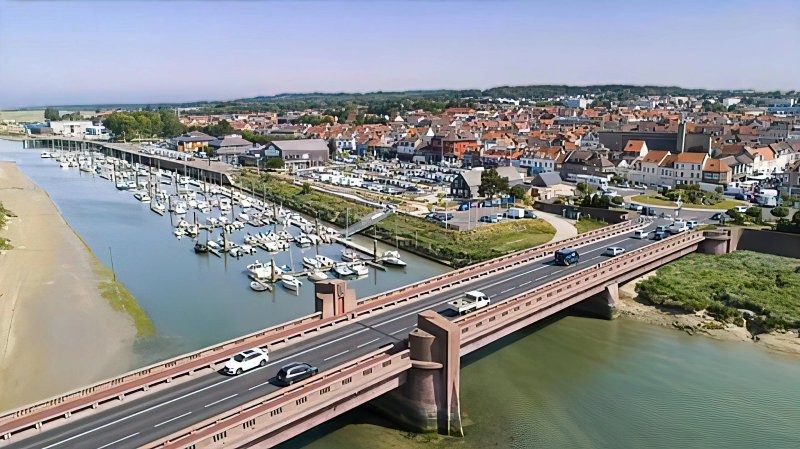 Le Pont Rose D'etaples