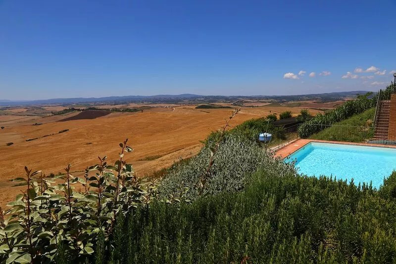 CHARMING APARTMENT IN THE HEART OF “CRETE SENESI”