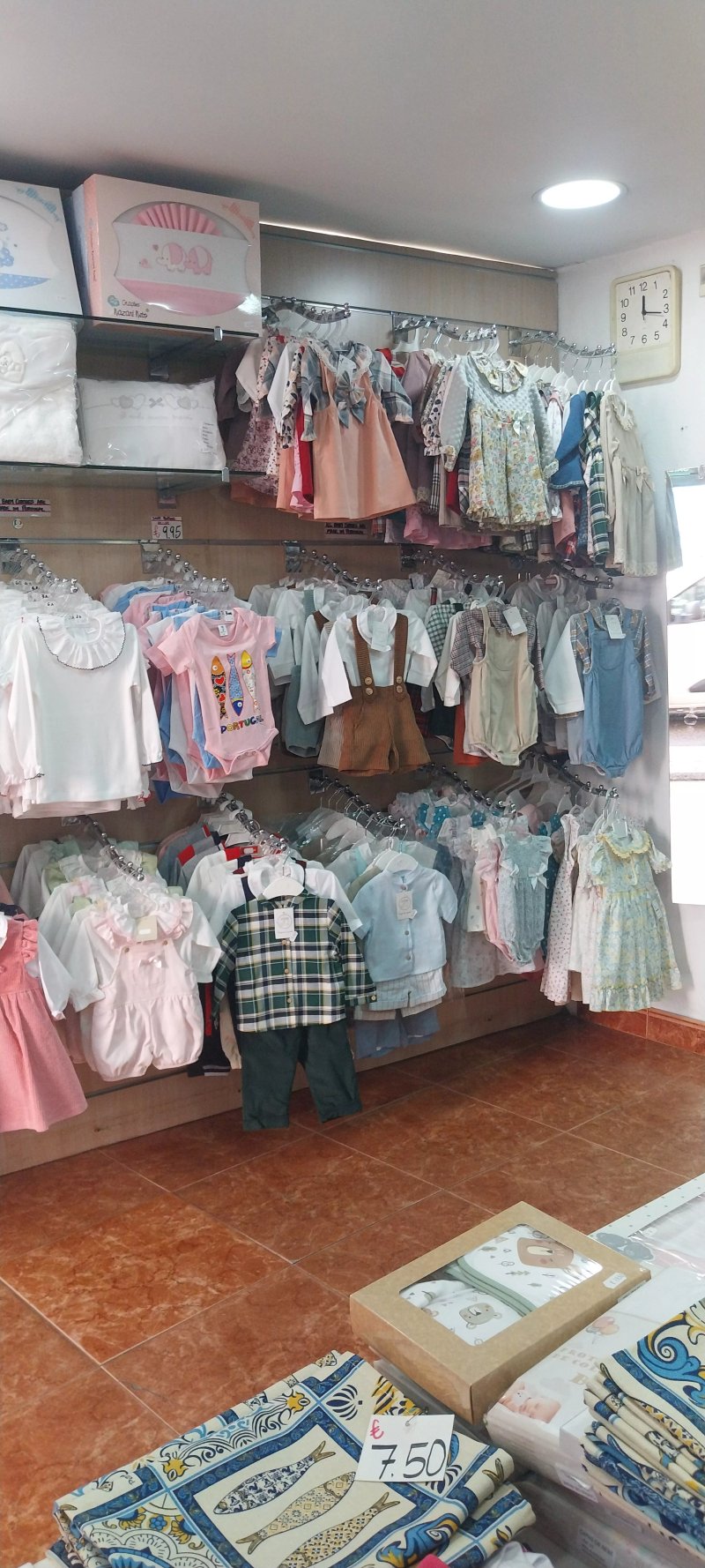 Mahesh Narotamo Jiva Shop