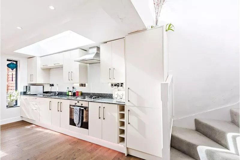 Pass the Keys | Modern, Chic 3BR Townhouse in Central Oxford