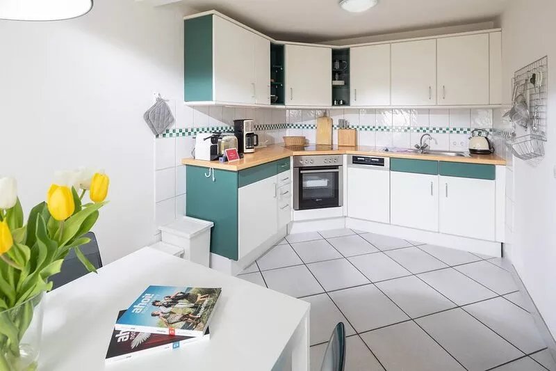Newly furnished vacation home in a central, quiet location!