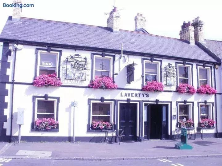 Lavertys - The Black Bull Inn