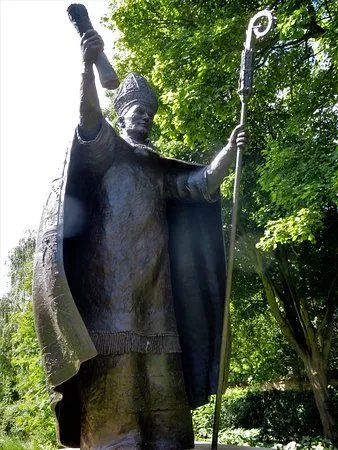 Bishop Wardlaw Statue