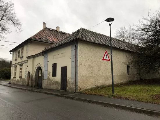 Pamatnik Antonina Dvoraka Zlonice