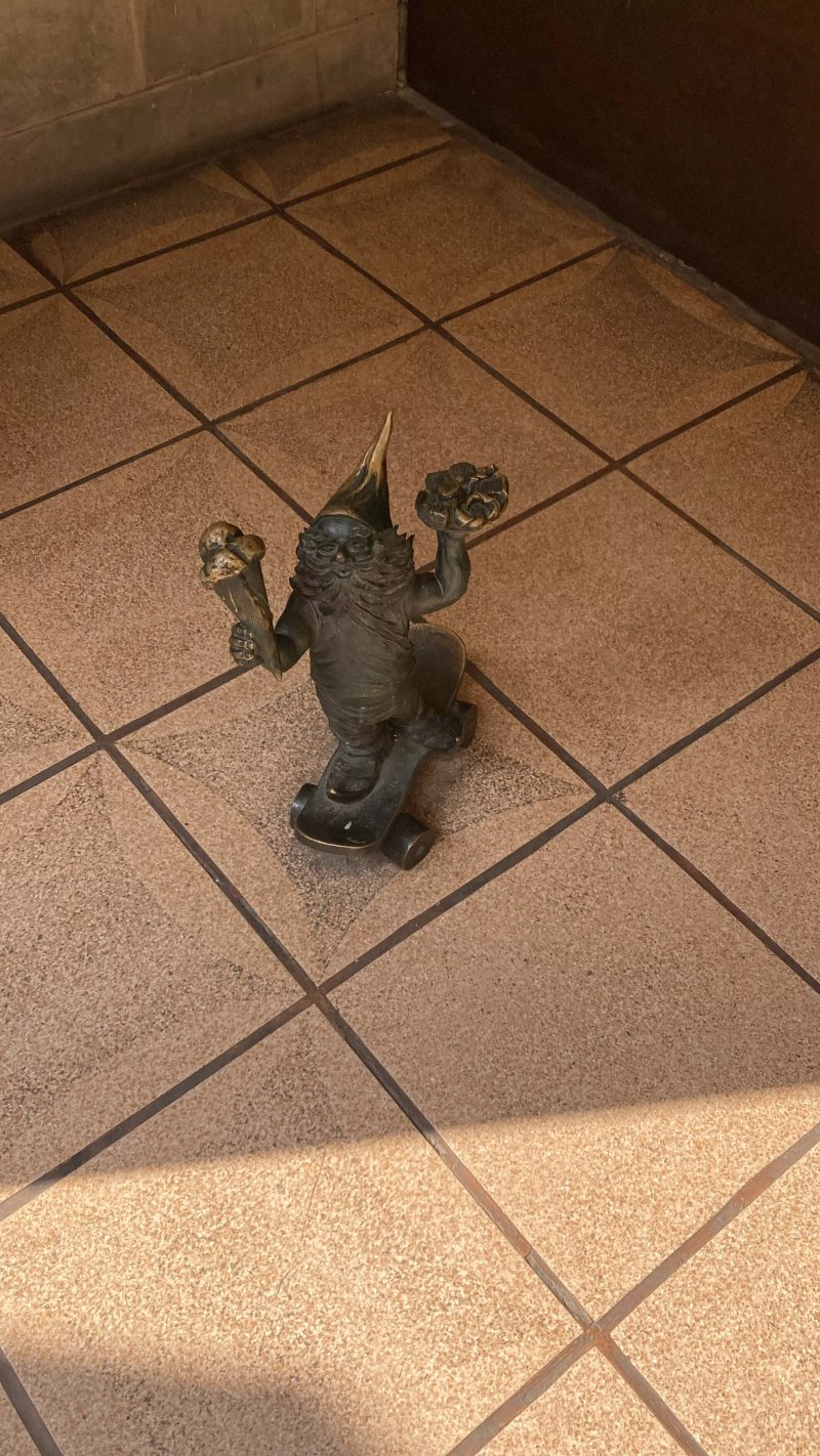 Zwerk Tralalalek i Walalalek