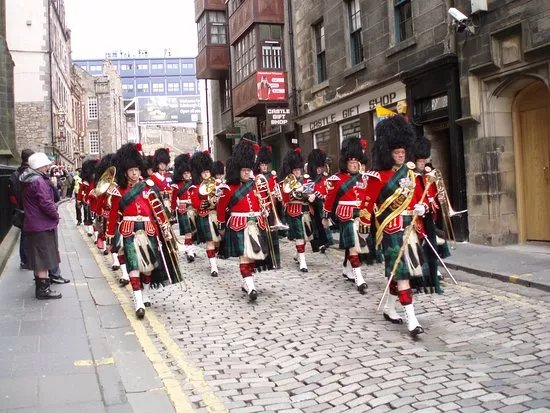 Maggie McLeod at Scotland - Day Tours