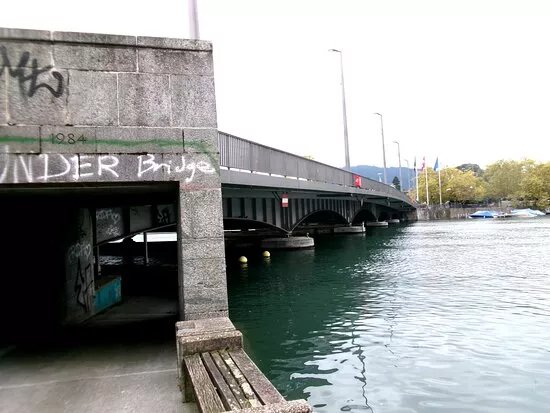 Quaibrucke