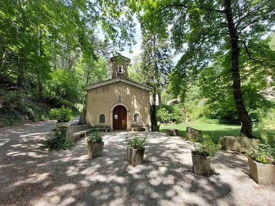 Notre Dame De Fresneau