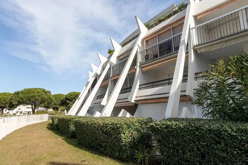 Les Flamants Roses by Interhome