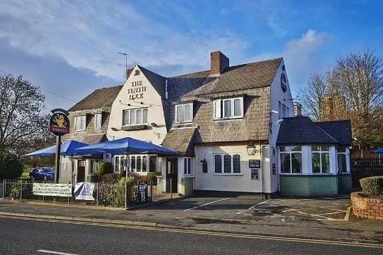 Tenth Lock Pub