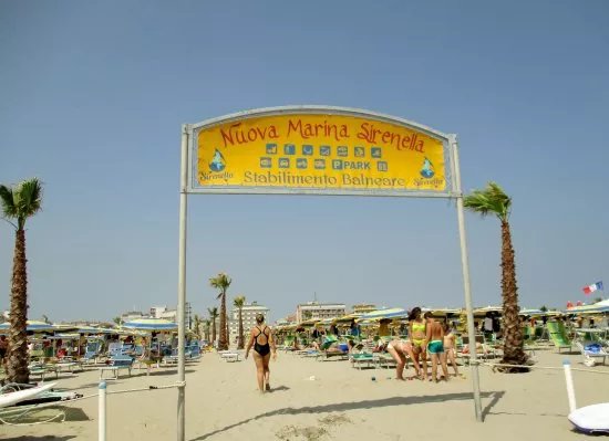Bagni Nuova Marina Sirenella