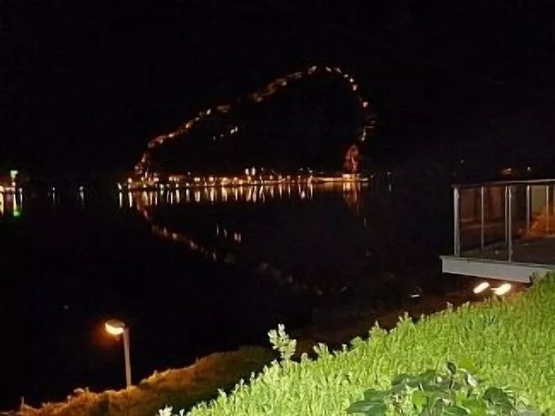Front line to sea/private pool/ 20m terrace/free paddle boards/free boat