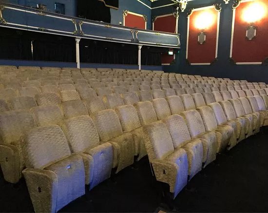 The Riverside Theatre