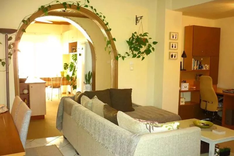 Modern Apartment (WI-FI 50Mbps) Entire 1st floor