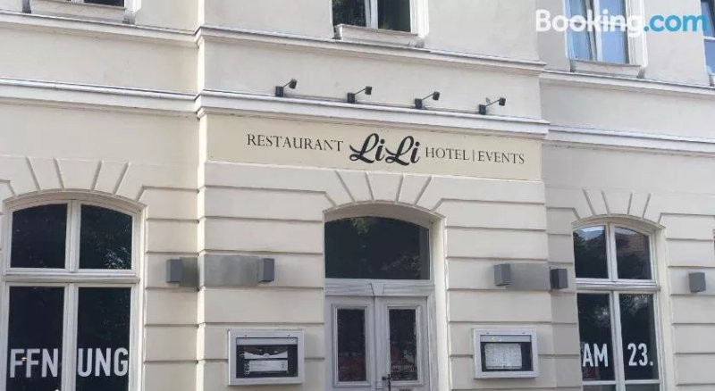 LiLi Living Hotel