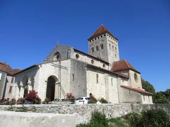 Eglise Saint-Andre de Sauveterre de Bearn