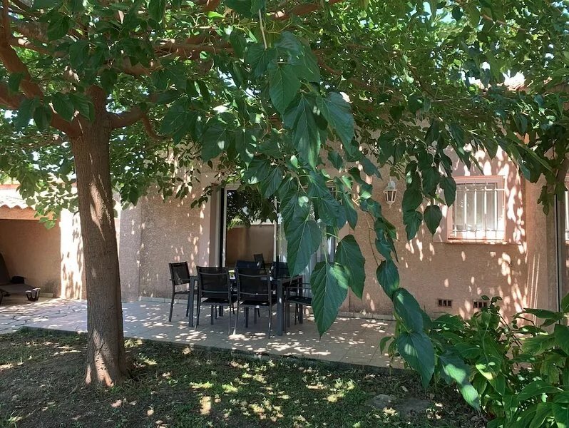 Bright and calm villa – 15 km away from Montpellier and the beaches