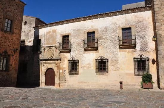Palace of Hernando de Ovando