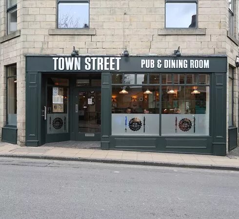 Town Street Tavern
