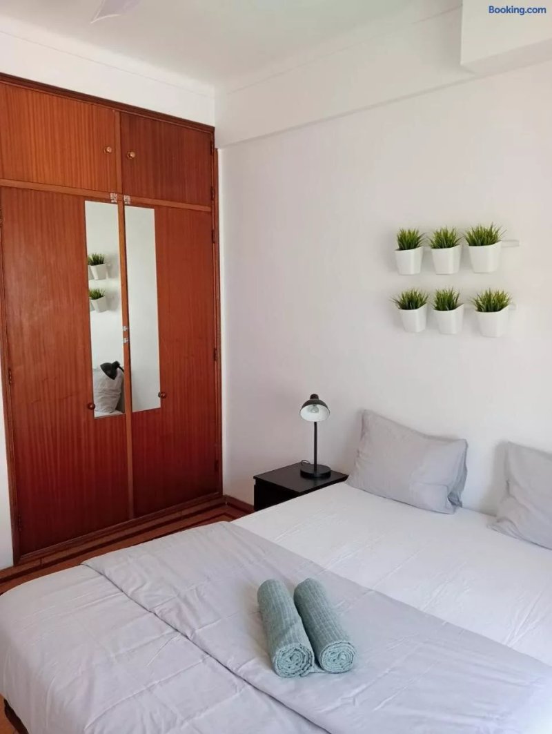 Lisbon South Bay Rooms