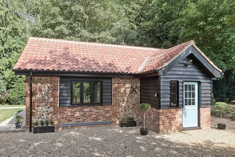 1 bedroom accommodation in Oxnead, near Norwich