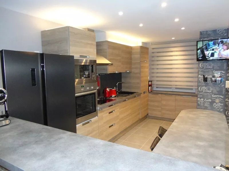 4 **** 100m2 apartment in small house, sauna, private parking, town center.