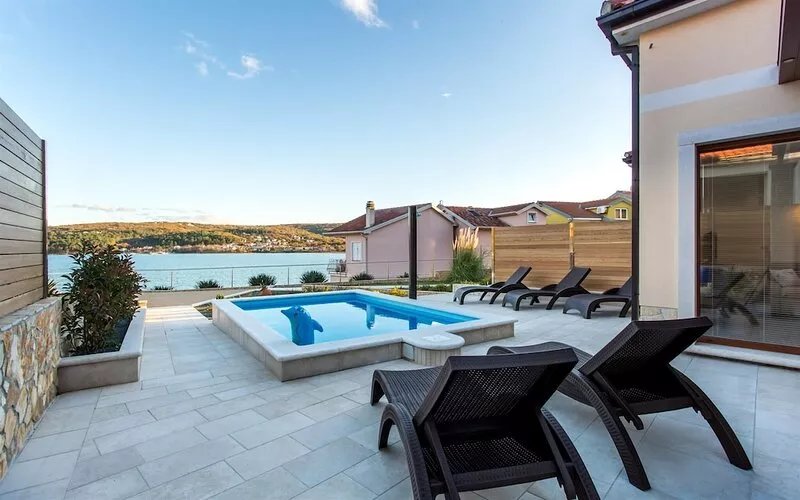 Villa Ema with Seaview, swimming pool, garage, BBQ & playroom