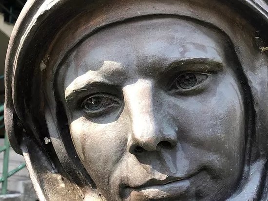 Busto in Bronzo di Yuri Gagarin