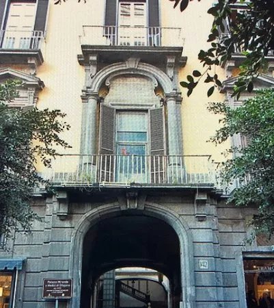 Palazzo Miranda o De Medici