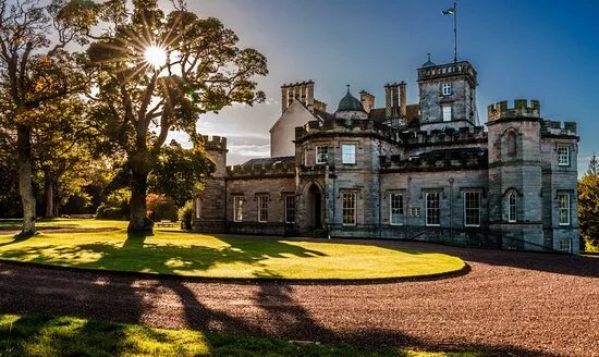 Winton Castle