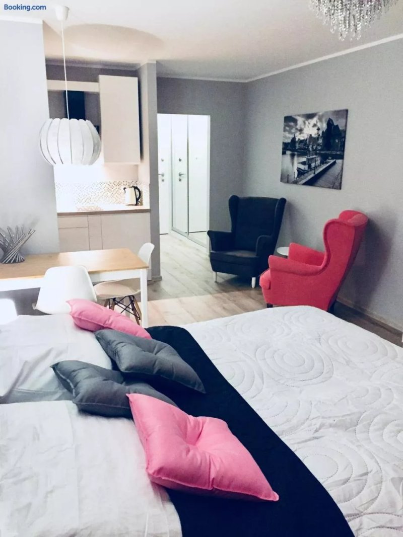 Honey Apartments