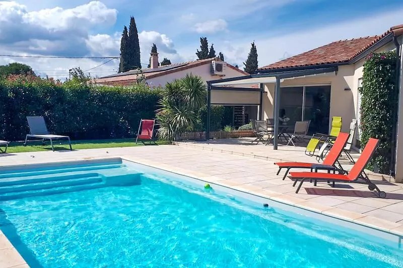 Cozy home in Ginestas with WiFi