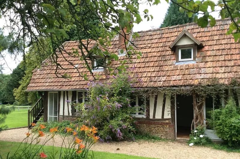 The epicurean, pretty Normandy house quiet