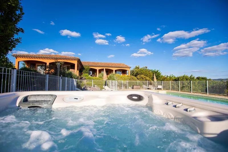Villa ***** - Private Pool and Spa in Joyeuse, Ardèche. Ideal for families!