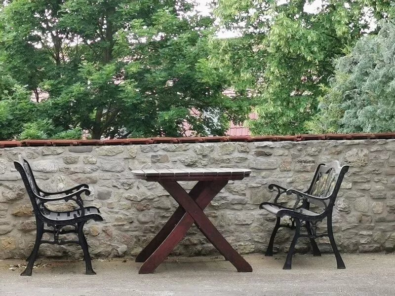Quiet vacation apartment in a manor house, 5 minutes from the park