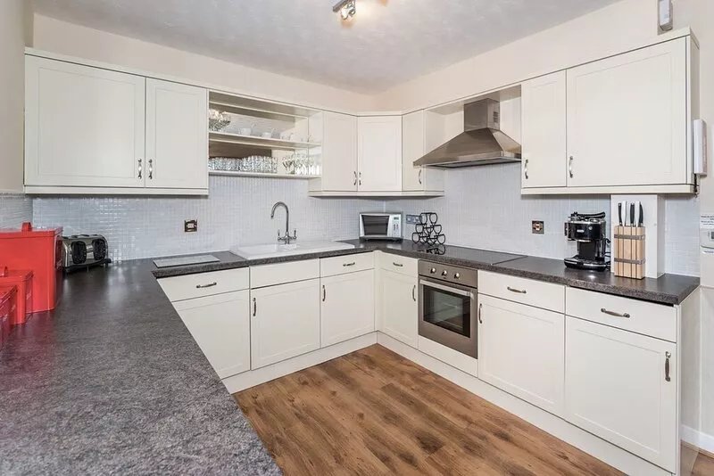Alban Rise -  a maisonette that sleeps 5 guests  in 3 bedrooms