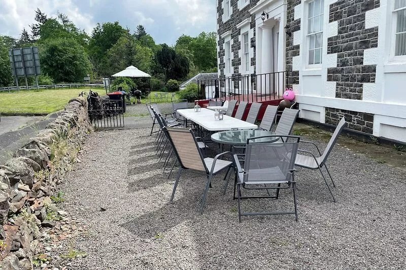 TELFORD MANOR HOUSE sleeps 26, 11 BEDROOMS, 6 .5 BATHROOMS