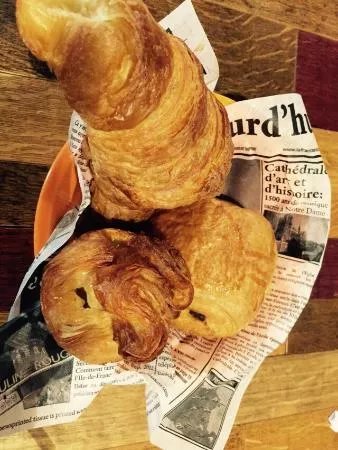 Sidewalk Food Tours of Paris