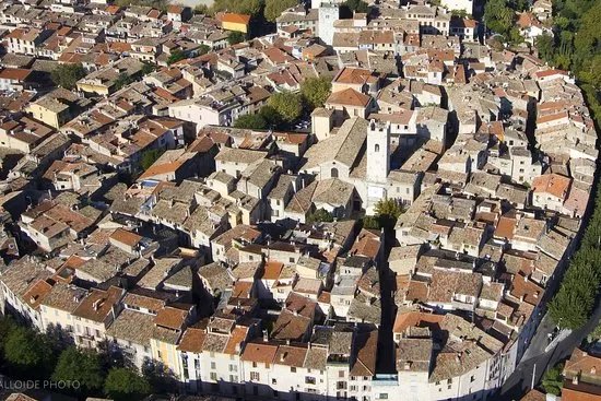 Foxie Vence | Balades ludiques, jeux de piste et activites touristiques