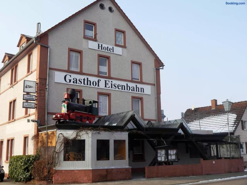 Gasthof Destille Eisenbahn