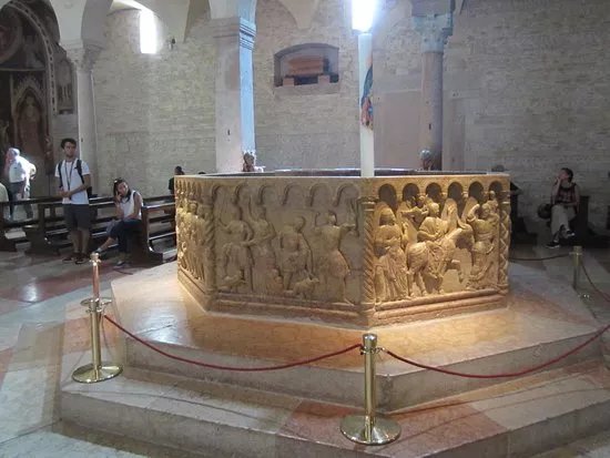 Chiesa San Giovanni in Fonte