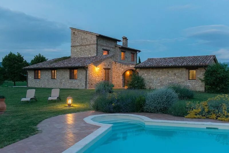 Special Promotion Easter and spring Gorgeous Villa overlooking Todi