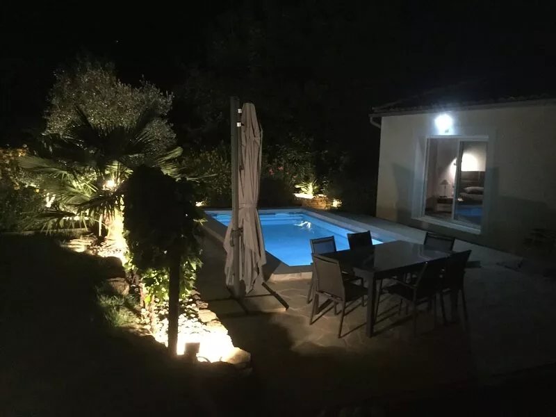 Suite La Calade at the foot of Mt Ventoux with swimming pool