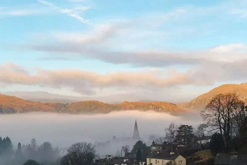 Ground floor apartment in a superb location above the village of Ambleside.