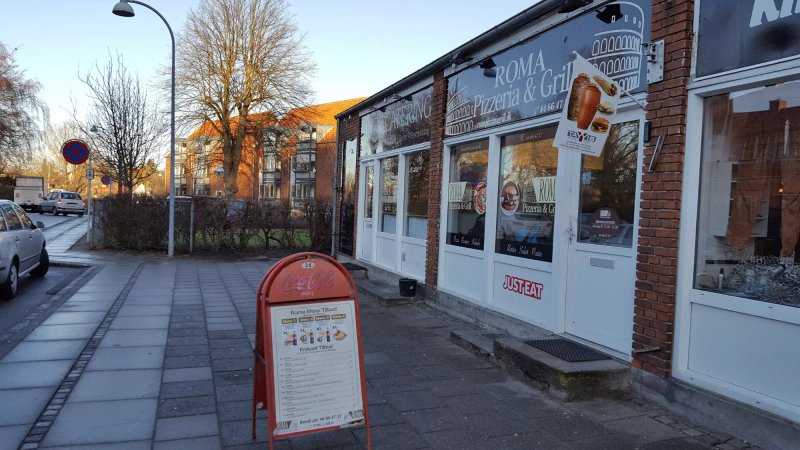 Roma Pizzeria & Grill