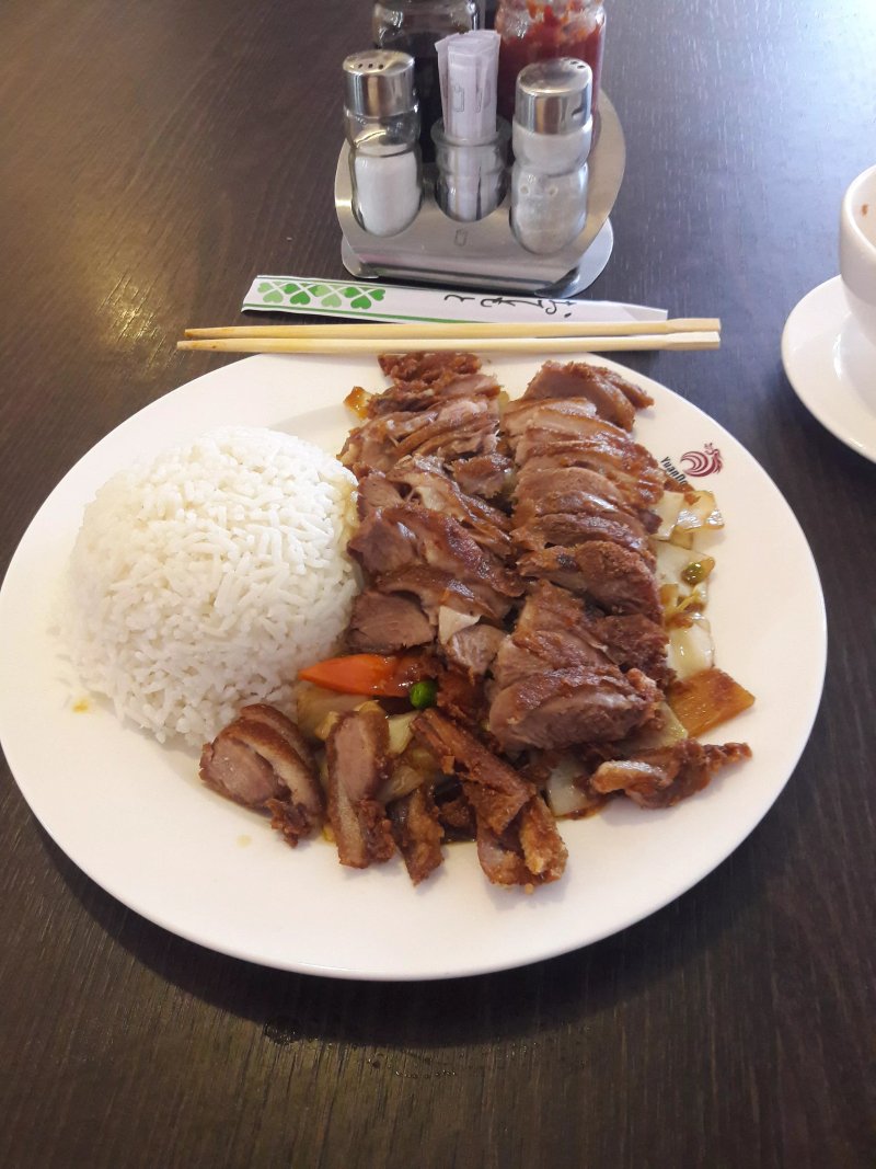 YUAN DONG bistro