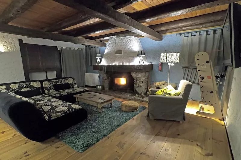Spacious Family Oasis near Skiing & Hiking - Views